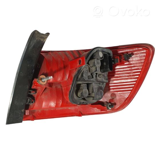 Audi A6 S6 C6 4F Lampa tylna 