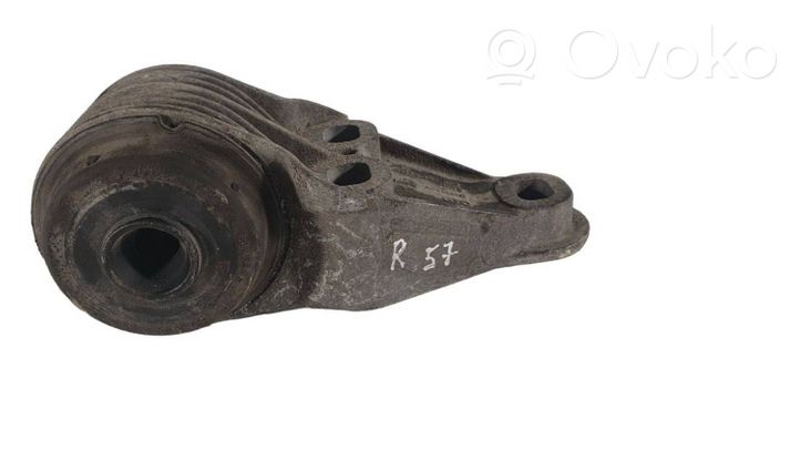 Audi A4 S4 B7 8E 8H Supporto alloggiamento assale posteriore 8E0501522M