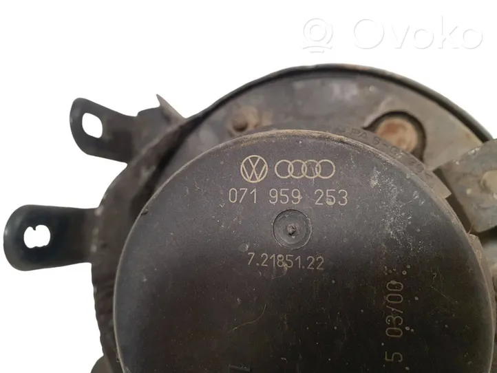 Volkswagen Bora Pompe à air secondaire 071959253