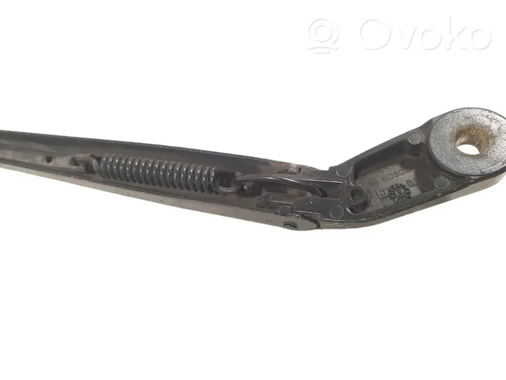 Volkswagen Polo IV 9N3 Front wiper blade arm 6Q1955410C