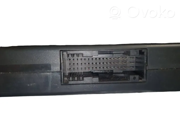 Volkswagen PASSAT B6 Sterownik / Moduł sterujący telefonem 3C0035729E