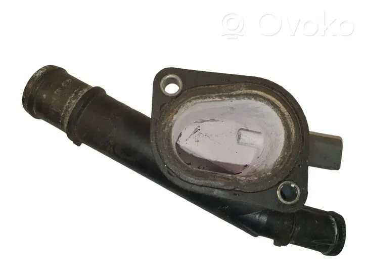 Volkswagen Touran I Boîtier de thermostat 038121132G