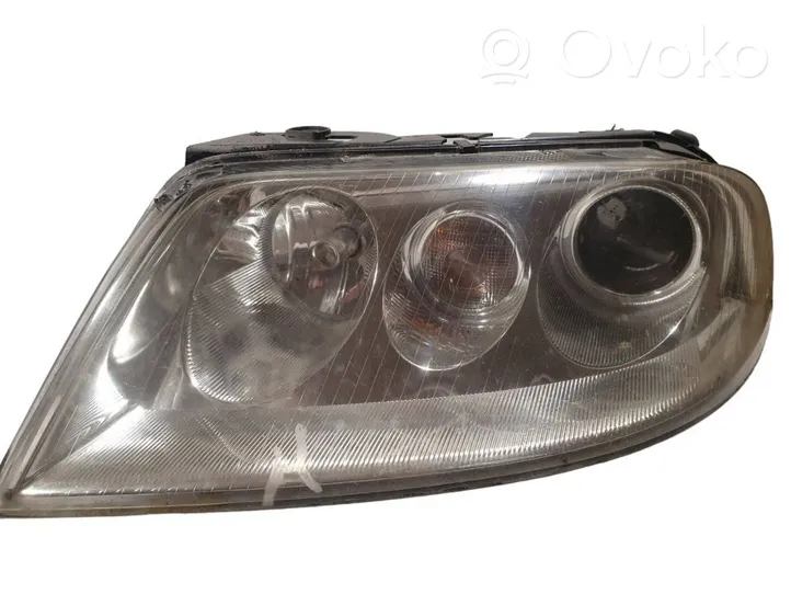 Volkswagen PASSAT B5.5 Lampa przednia 1EL00834007