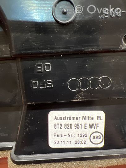 Audi A4 S4 B8 8K Kojelaudan keskiosan tuuletussuuttimen ritilä 8T2820951E