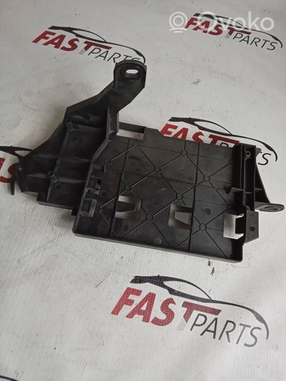 Audi A4 S4 B8 8K Support amplificateur de son 8R0035464