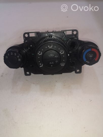 Ford Fiesta Centralina del climatizzatore 8A6118549