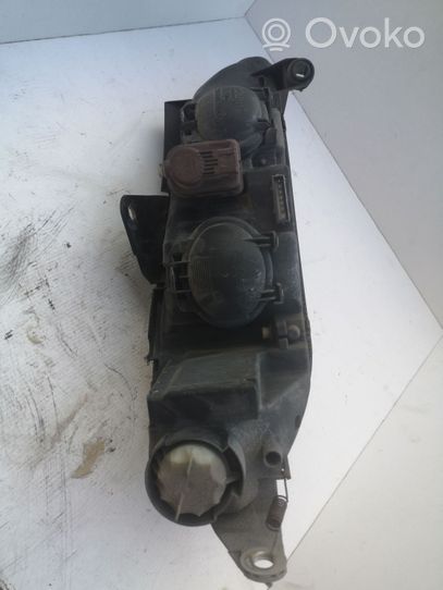 Peugeot 406 Lampa przednia 0301037021