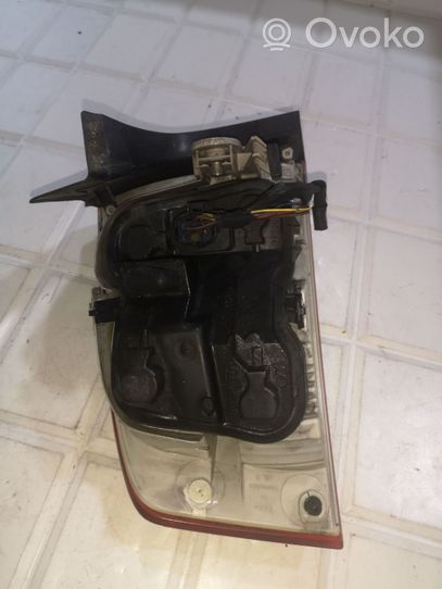 Audi A4 S4 B7 8E 8H Lampa tylna 8E5945096