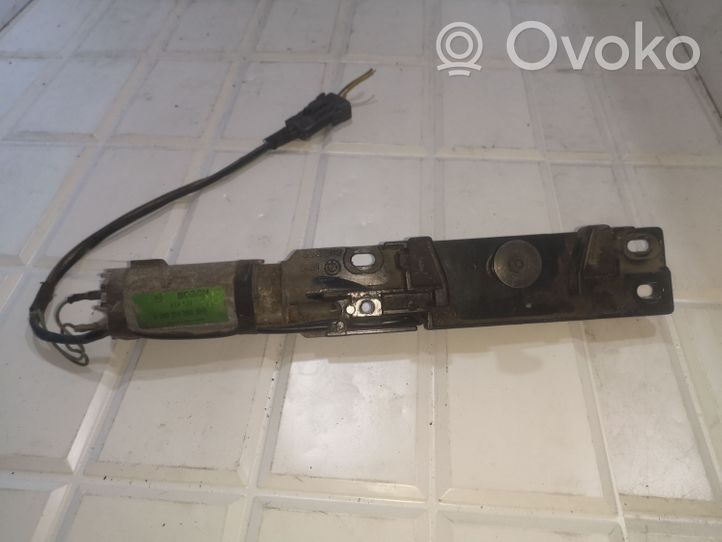 BMW 7 E38 Central locking motor 0390201300