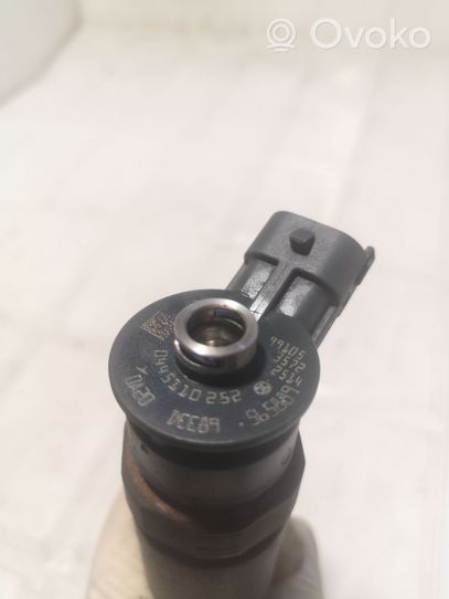 Citroen C3 Pluriel Injecteur de carburant 0445110252