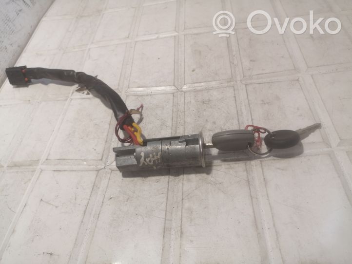 Renault Twingo I Ignition lock 424428