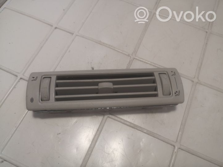 Volkswagen Sharan Centrālais gaisa ventilācijas režģis 7D0820951A