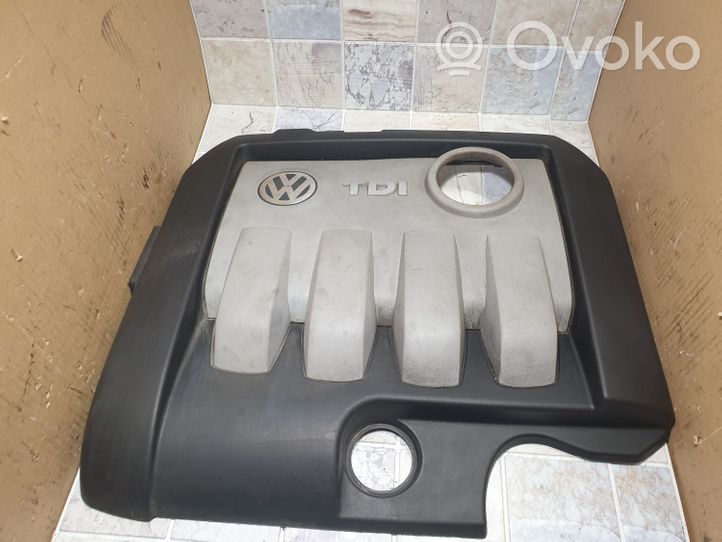 Volkswagen Golf V Engine cover (trim) 03G103925BL