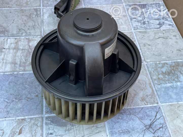 Audi 80 90 S2 B4 Ventola riscaldamento/ventilatore abitacolo 893819021