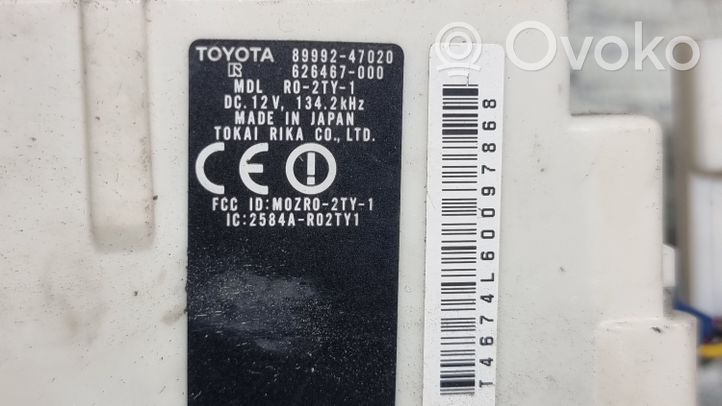 Toyota Prius (XW20) Oven keskuslukituksen ohjausyksikön moduuli 8999247020