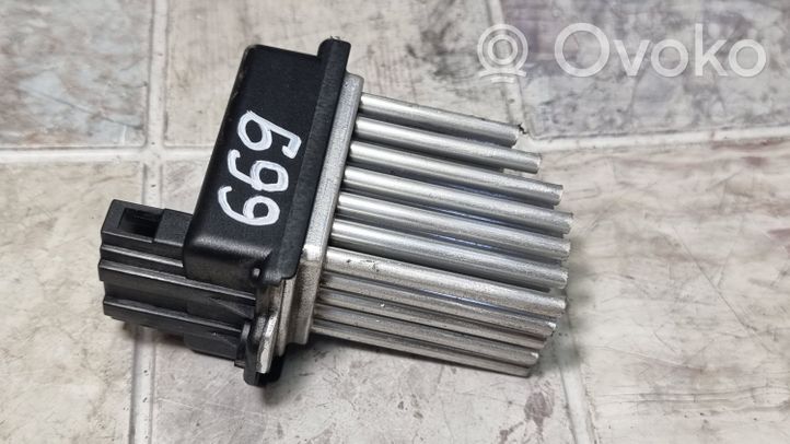 Audi A6 S6 C5 4B Résistance moteur de ventilateur de chauffage 4B0820521