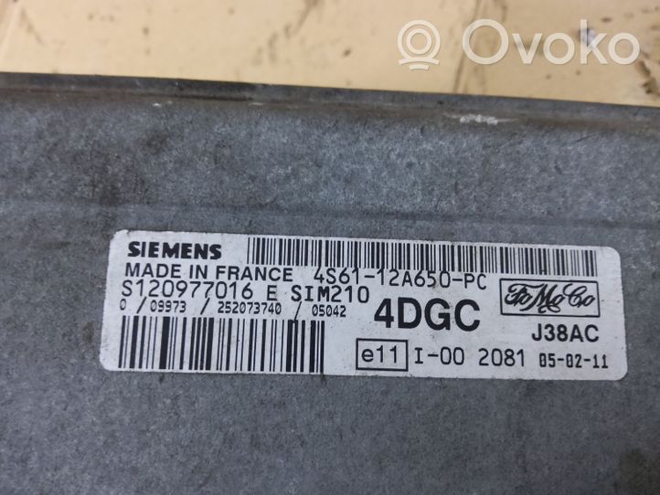 Mazda 2 Sterownik / Moduł ECU 4S6112A65PC