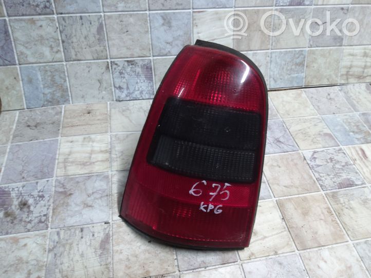 Opel Vectra B Lampa tylna 37650748