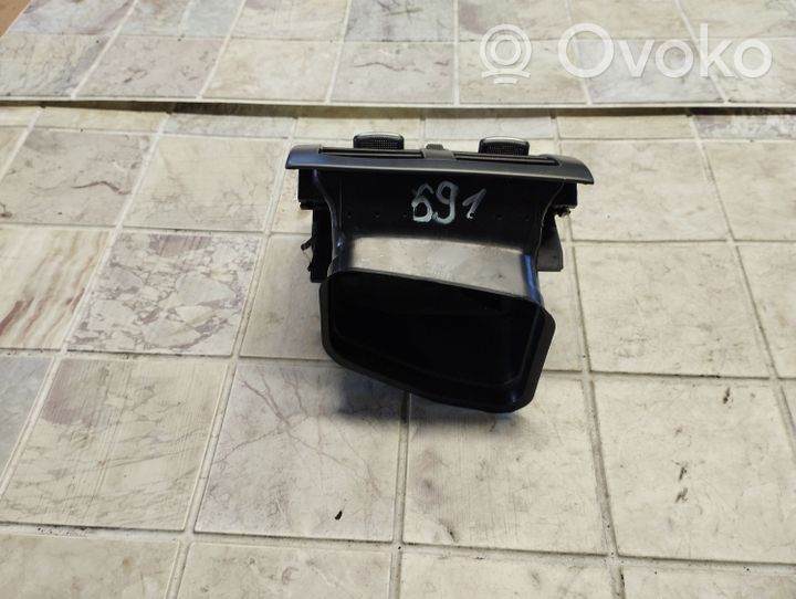 Audi A6 Allroad C5 Griglia di ventilazione centrale cruscotto 4B0819203