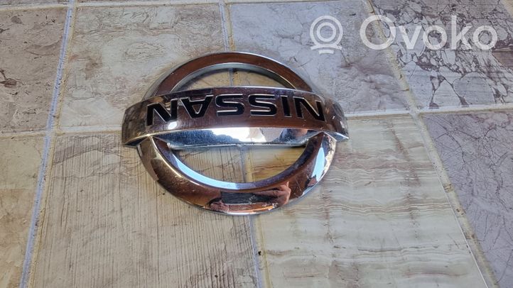 Nissan Murano Z50 Mostrina con logo/emblema della casa automobilistica 