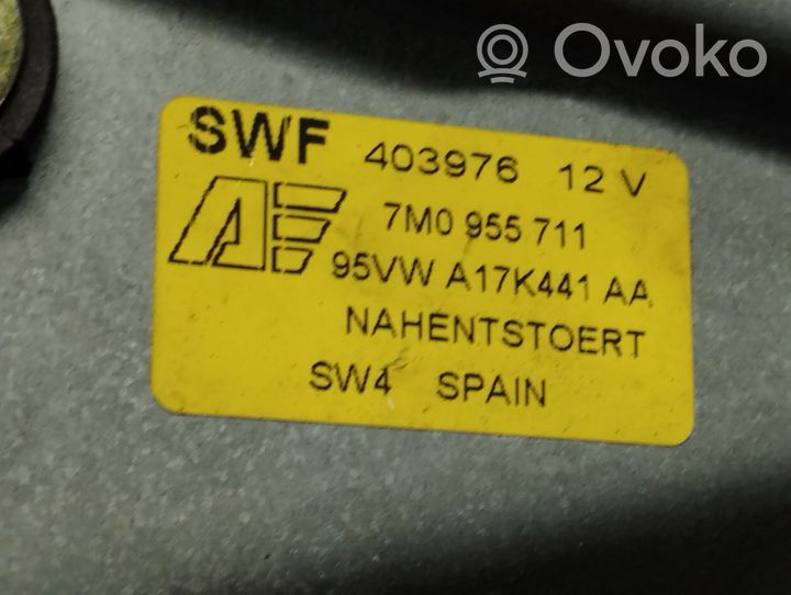 Volkswagen Sharan Takalasinpyyhkimen moottori 7M0955713A