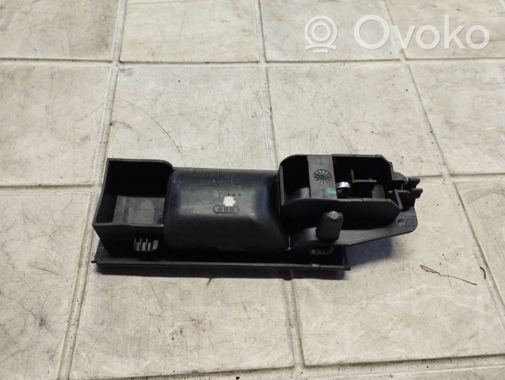 Audi A6 S6 C4 4A Klamka wewnętrzna drzwi przednich 4A0837019B