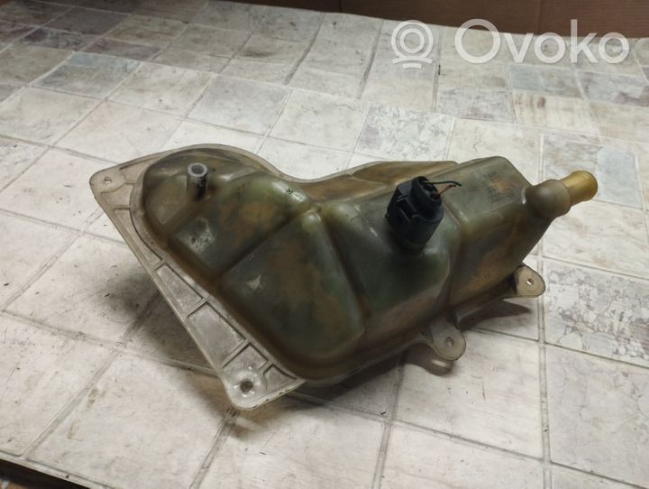 Volkswagen PASSAT B5 Coolant expansion tank/reservoir 8D0121403J