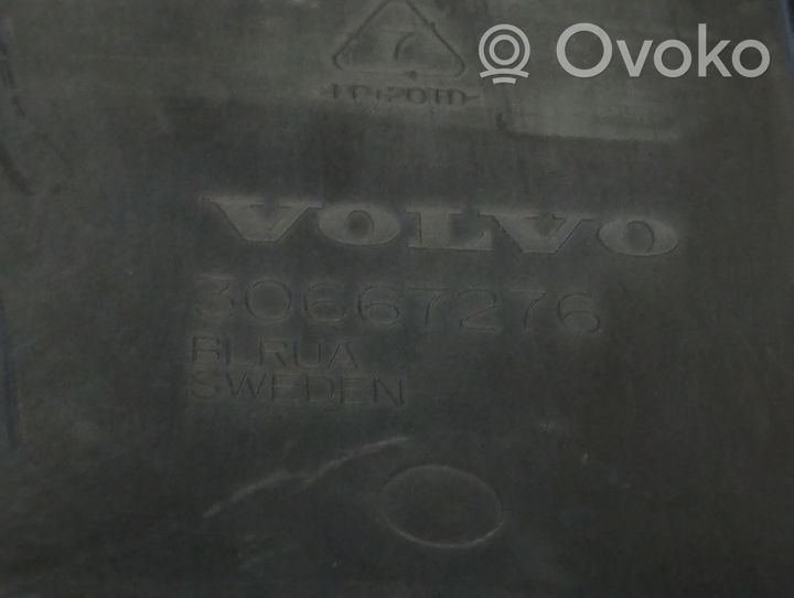 Volvo V50 Akkulaatikon alustan kansi 30667276