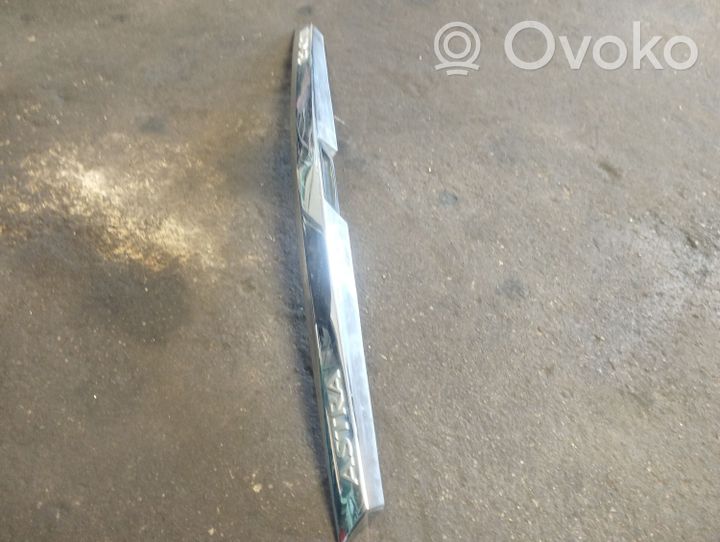 Opel Astra H Tailgate/boot cover trim set 13223917