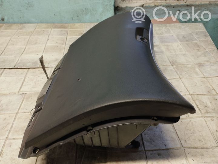 Volvo V70 Glove box 8650374