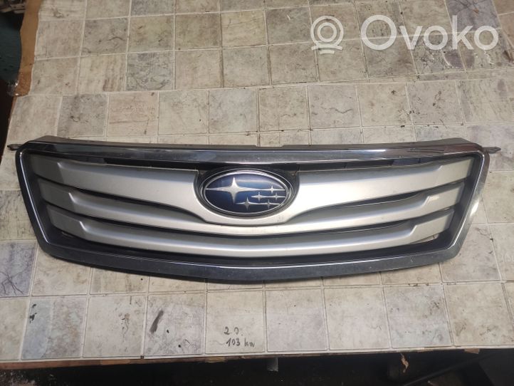 Subaru Outback Grille calandre supérieure de pare-chocs avant 91121AJ020