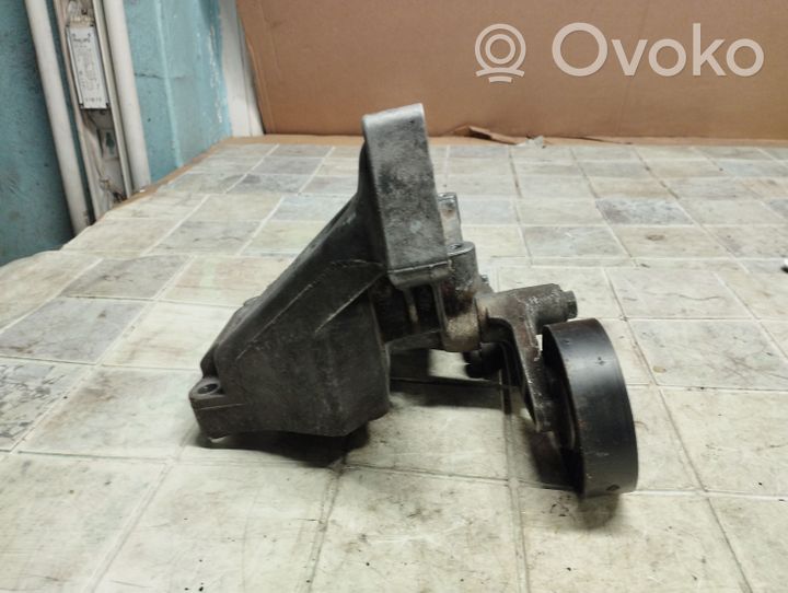 Saab 9-3 Ver2 Supporto di montaggio della pompa del servosterzo 90502550