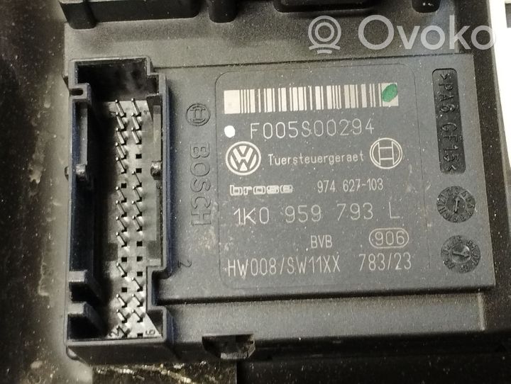 Volkswagen PASSAT B6 Elektryczny podnośnik szyby drzwi przednich 0717110471