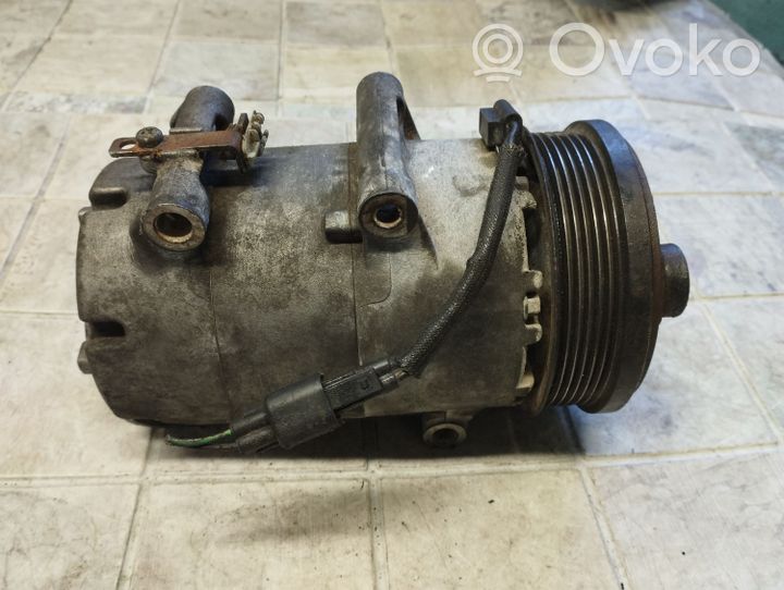 Ford Focus Ilmastointilaitteen kompressorin pumppu (A/C) 3M5H19D629DC