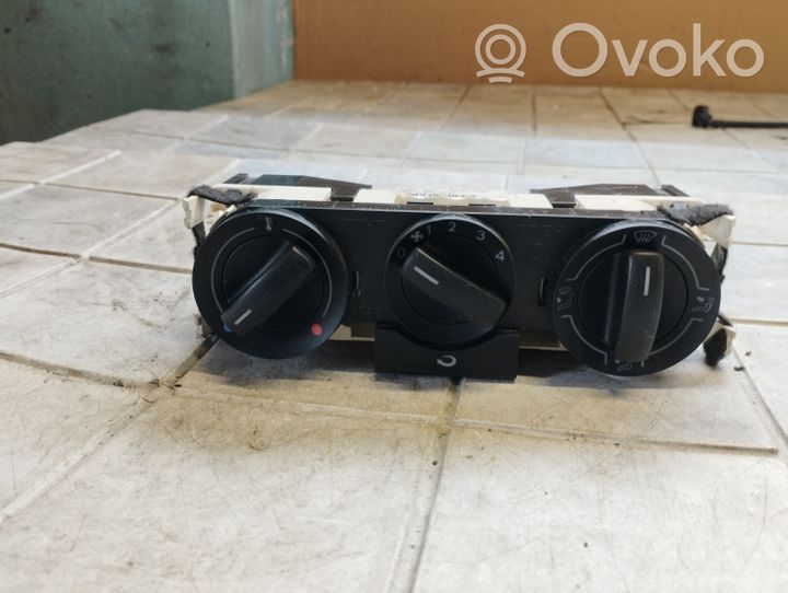 Volkswagen Fox Panel klimatyzacji 6Q0819045T