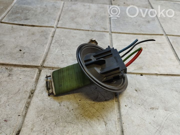 Volkswagen Fox Résistance moteur de ventilateur de chauffage 6Q0959263A