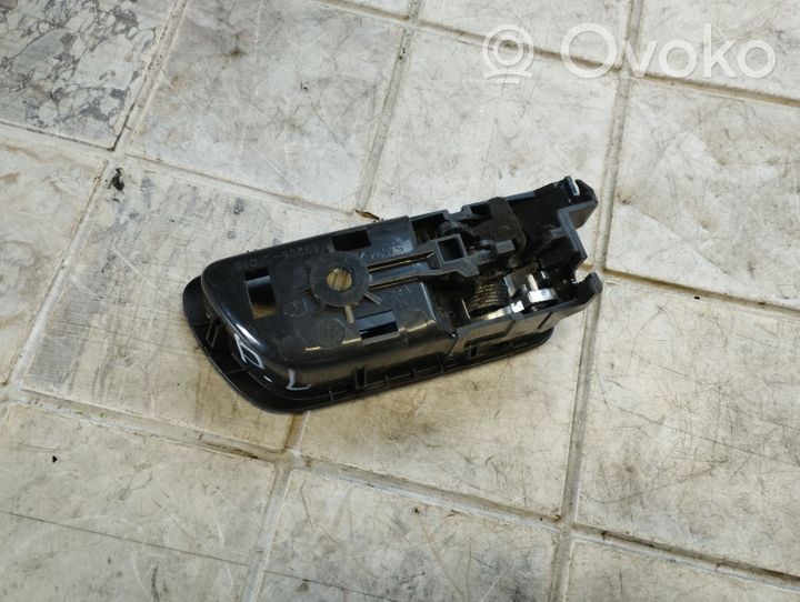 Toyota Corolla Verso AR10 Maniglia interna per portiera anteriore 692060F010