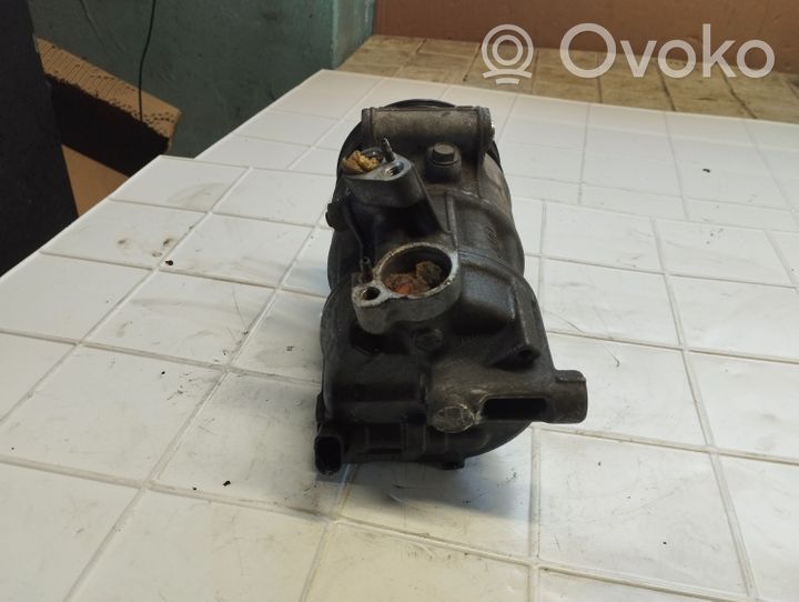 Volkswagen Tiguan Compressore aria condizionata (A/C) (pompa) 5N0820803