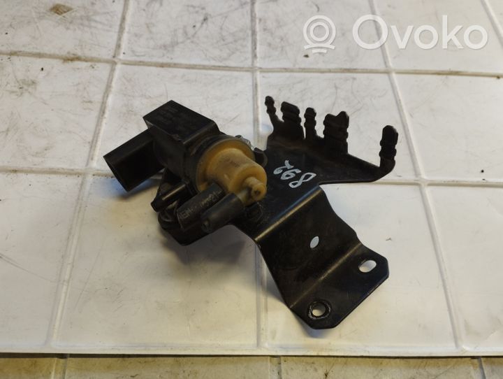 Volkswagen Tiguan Turbo solenoid valve 1J0906627A