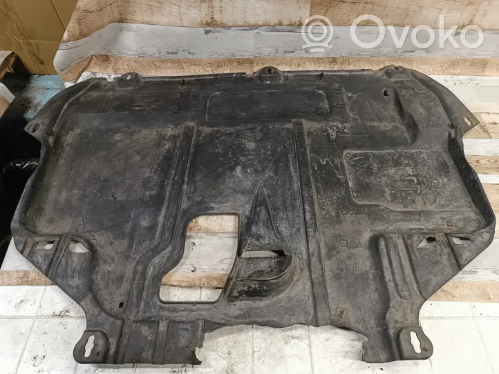 Ford C-MAX I Engine splash shield/under tray 3M51R6P013C