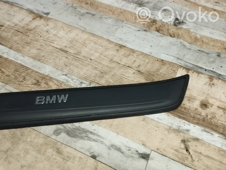 BMW X1 E84 Priekinio slenksčio apdaila (vidinė) 7318566