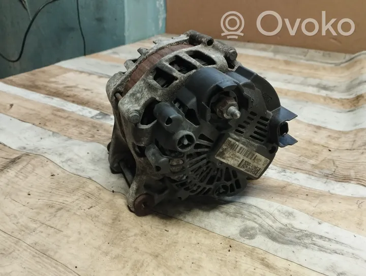 Dacia Lodgy Generator/alternator 231006677R