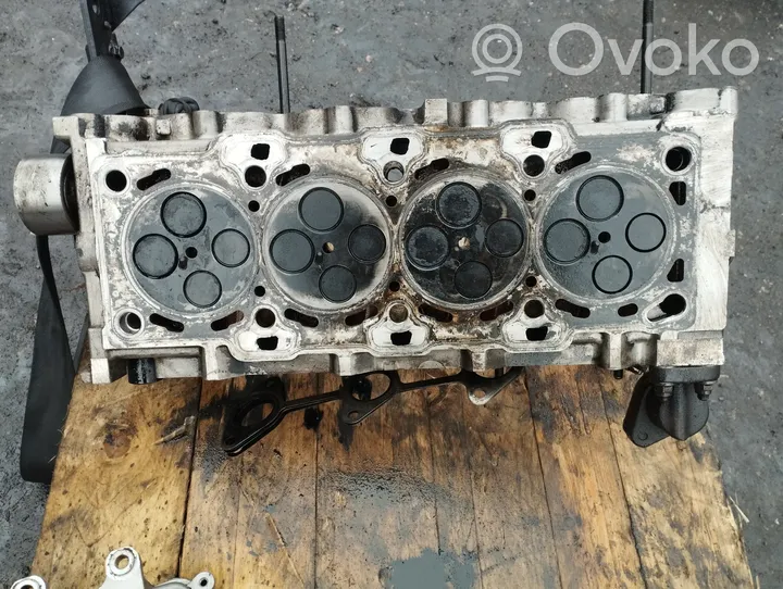 Hyundai Santa Fe Engine head 