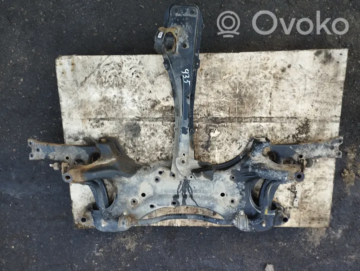 Toyota Corolla Verso AR10 Front subframe 