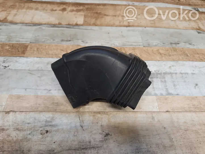 Audi A6 S6 C6 4F Część rury dolotu powietrza 4F0129739B