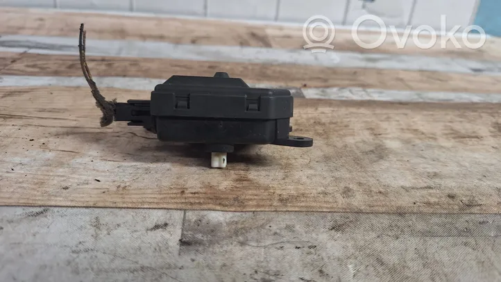 Opel Astra H Air flap motor/actuator 309365602