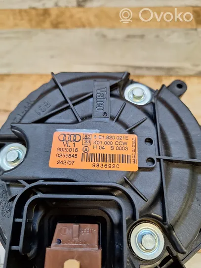 Audi A4 S4 B7 8E 8H Soplador/ventilador calefacción 8E1820021E