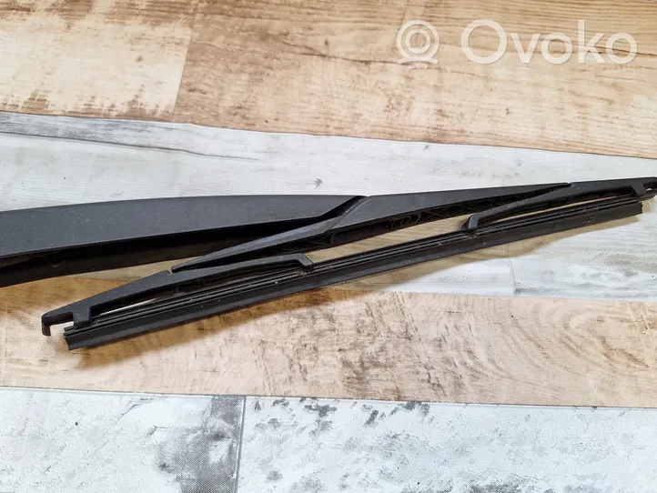 Opel Astra H Rear wiper blade arm 