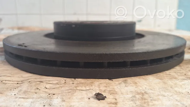 Volvo V50 Front brake disc 