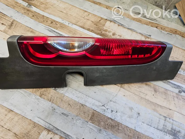 Opel Vivaro Rear/tail lights 93857722
